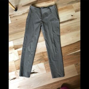 Soft surrounding pants